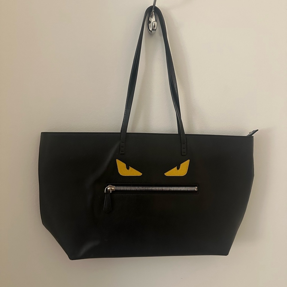 Fendi Shoulder Bag - Black and Gold